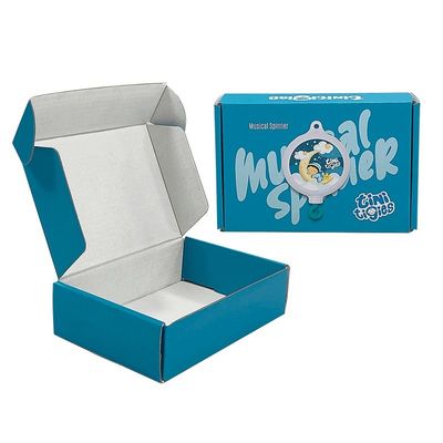 Custom CMYK gegolfde kartonnen doos voor het verzenden van grote kledingstukken en maatverpakkingen