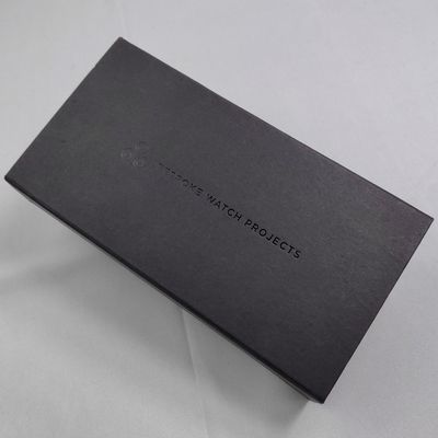 Gepersonaliseerd ontwerp Papier Karton Magnetische boekendoos voor horloges Verpakkingsinvoegsel