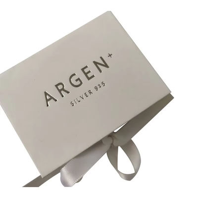 Gepersonaliseerde halsketting Juwelen Kartonnen doos Luxe cadeaubon Verpakking met lint Premium Magnetische cadeaubon