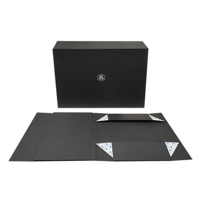 Gepersonaliseerd logoontwerp Zwart Rigid Flat Cardboard Magnetische vouwdozen Regalo Voor cosmetica Geschenkverpakking