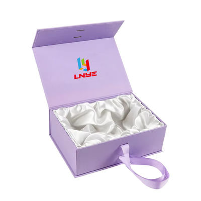Custom High End Zwarte Magnetische Doos Kleding Karton Geschenk Pakket Doos Mensenhaar Verpakkingsdoos Met Satin Zijde