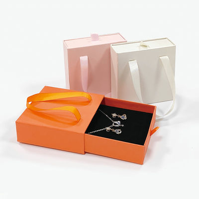 Custom Small Luxury Black Cardboard Paper Box Fashion Jewelry Gift Drawer Slide Packaging Box Met Je Eigen Logo