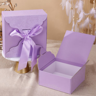 Op maat gemaakte magnetische cadeaubon verpakking luxe vouwbare stijve papieren doos voor het verpakken van geschenken