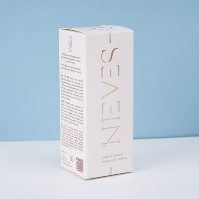 Blind Embossed Design Opvouwbare Kraft PET Papieren Dozen Voor Cosmetica Parfum Verzending Cadeaus Inclusief Folie