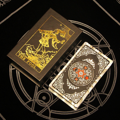 Aanpasbaar Rigid Cardboard Luxe Tarot Cards Magnet Closure Decorative Book Shape Boxes Faux Book Favour Box