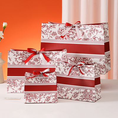 Luxe maatwerk kleine papieren zakken met lint handvat voor juwelen dozen Groothandel cadeau & Craft verpakking laminatie drukwerk