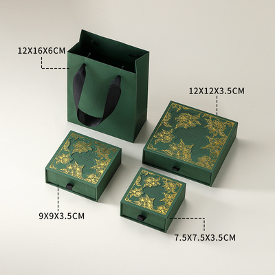 Fabriek Aangepaste 9*9cm Vierkante Papieren Oorbel Ketting Holle Verpakking Doos voor Magnetische Sieraden Cadeau