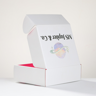 Mailerbox Productie Gepersonaliseerde gekleurde mailerboxen met een aangepast geprint logo, duurzame kledingverpakkingsdozen voor hoeden