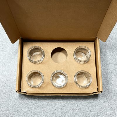 Aangepaste 6-Pack Kraft Golfkartonnen Geschenkverpakking Doos Voor 2 Oz Geurkaars Tin Goudfolie & Matte Laminering Drukwerk Afwerking