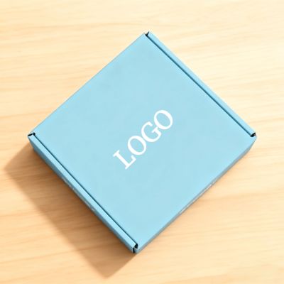 Custom Corrugated Paper Box For Shoes Clothes Folding Aircraft Shipping And Packaging With Glossy Lamination Sponge Liner