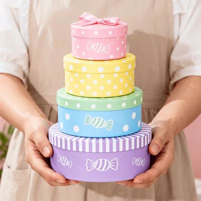 Op maat gemaakte buisvormige geschenkdozen en cilindrische dozen voor taarten, snoep, chocolade en kaarsen