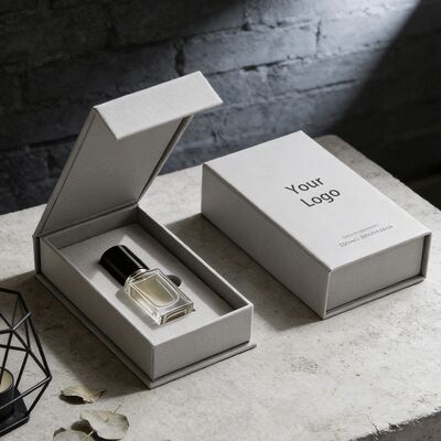 Op maat gemaakte milieuvriendelijke UV-geprinte rigide magnetische sluiting Parfum cadeaubon met dekselstructuur voor high-end papieren dozen